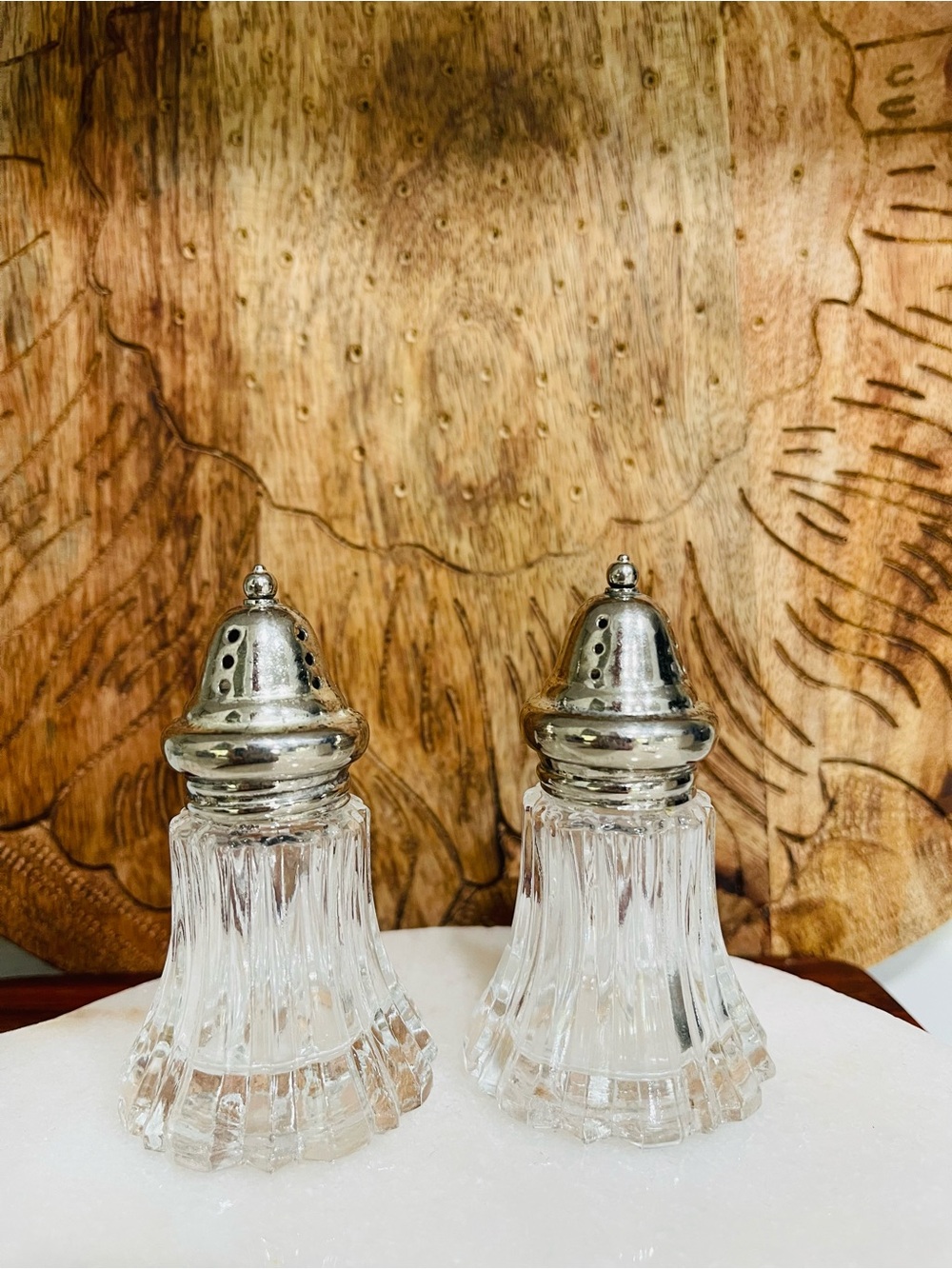 Vintage-Clear Glass Salt and Pepper Shakers with Silver Tops - Unbranded